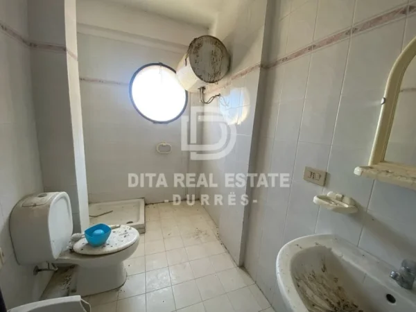 Durres, shitet apartament 1+1+Ballkon Kati 7, 58 m² 63.000 € (PAVARESIA)