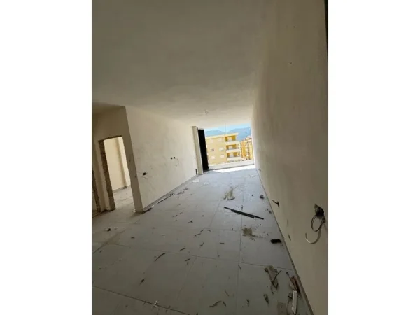 Vlore, shitet apartament 1+1 Kati 4, 59 m² 85.000 € (Orikum)