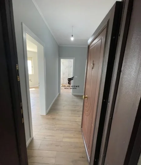 Tirane, shitet apartament 2+1+Ballkon Kati 5, 124 m² 143.000 € (FRESK)