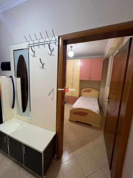 Tirane, shitet apartament 2+1+Ballkon Kati 5, 76 m² 130.000 € 