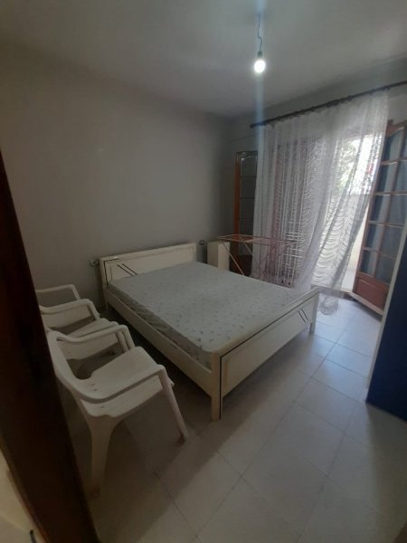 Tirane, jepet me qera apartament 2+1 Kati 1, 90 m² 400 € (don bosko)