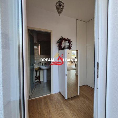 Tirane, jepet me qera apartament 1+1+Ballkon Kati 9, 140 m² 1.250 € (Ne Myslym Shyr)