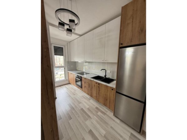 Tirane, jepet me qera apartament 1+1 Kati 3, 68 m² 500 € (NE ASTIR, TE VILA L)