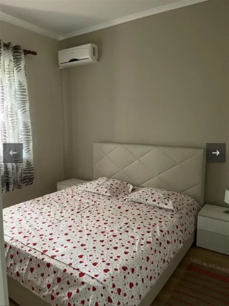 Shqiperi, jepet me qera apartament 1+1 Kati 1, 70 m² 450 € (ferit xhajko)