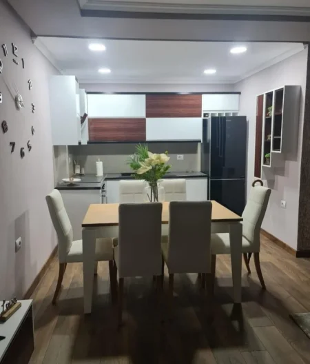 Tirane, shitet apartament 2+1 Kati 4, 107 m² 199.000 € (Vasil shanto)