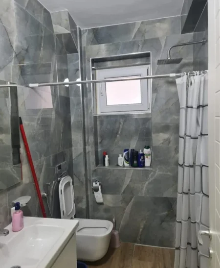 Tirane, shitet apartament 2+1 Kati 4, 107 m² 199.000 € (Vasil shanto)