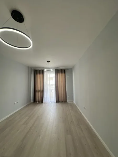 Tirane, shitet apartament 2+1+Aneks+Ballkon Kati 5, 95 m² 129.000 € (Astir)