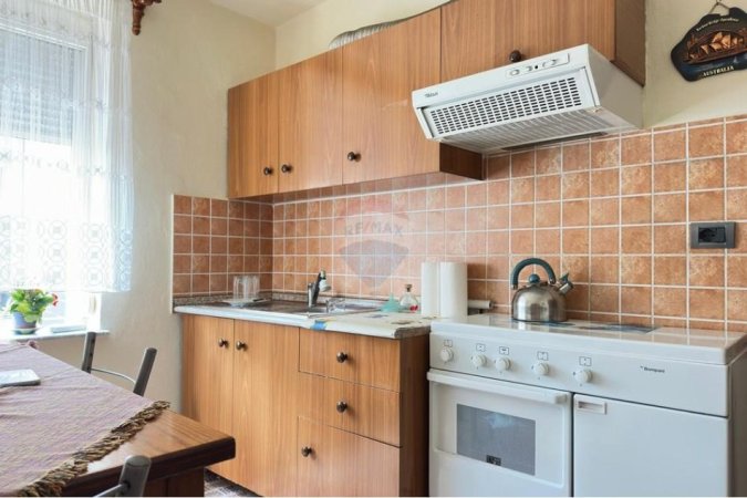 Tirane, jepet me qera apartament 1+1 Kati 2, 65 m² 450 € (rruga e durresit)