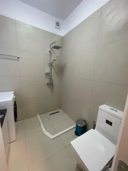 Tirane, shitet apartament 1+1+Ballkon Kati 8, 56 m² 95.000 € (Don Bosko)