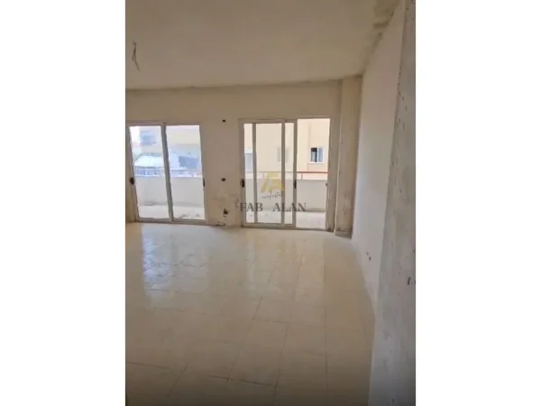 Durres, shitet apartament 3+1 Kati 4, 170 m² 170.000 € (Durres)