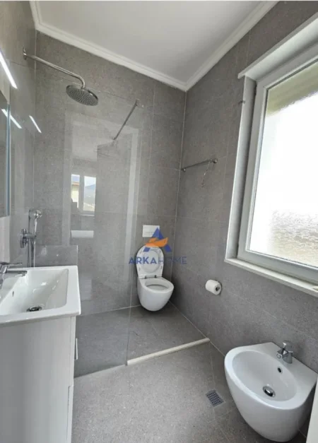 Tirane, SHITET VILE 4+1+Aneks+Ballkon Kati 0, 300 m² 1.200.000 € (PRANE TEG-UT,REZIDENCA SECRET GARDEN)