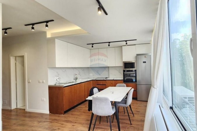 Tirane, jepet me qera 2+1 , 125 m² 900 € (Kodra e diellit)