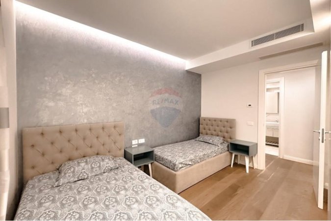 Tirane, jepet me qera apartament 2+1 Kati 2, 122 m² 1.400 € (Deliorgji)