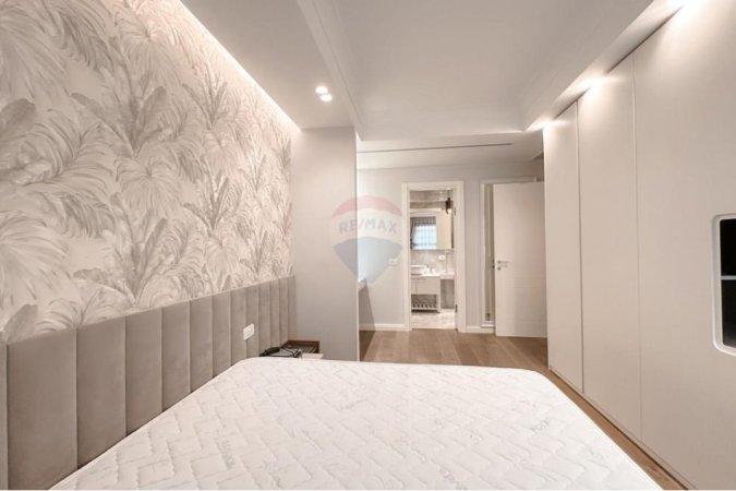 Tirane, jepet me qera apartament 2+1 Kati 2, 122 m² 1.400 € (Deliorgji)