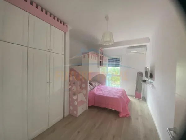 (Valamar, Gjiri i Lalezit, jepet me qera apartament 1+1 Kati 2, 66 m² 1.500 €