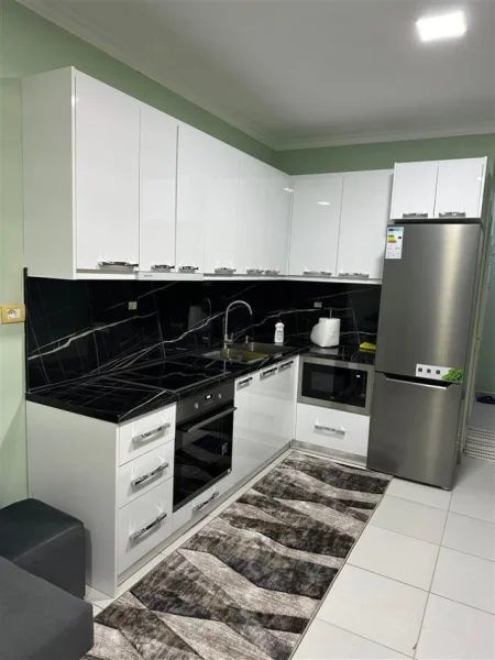 Tirane, jepet me qera apartament 1+1 Kati 5, 50 m² 400 € (Don Bosko prane Viva Market)