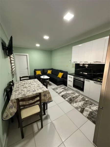 Tirane, jepet me qera apartament 1+1 Kati 5, 50 m² 400 € (Don Bosko prane Viva Market)