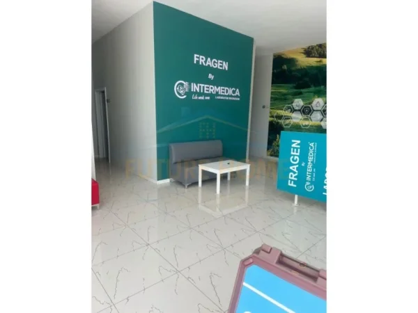 Rruga Portit, jepet me qera ambjent biznesi Kati 0, 115 m² (Durres)