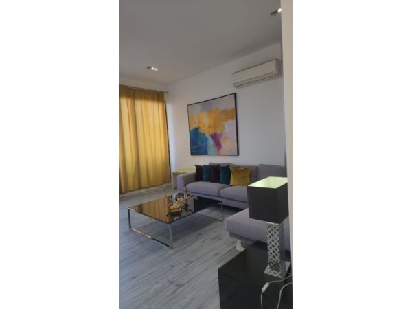 Tirane, jepet me qera apartament 2+1 Kati 9, 80 m² 800 € (Kompleks Delijorgji)