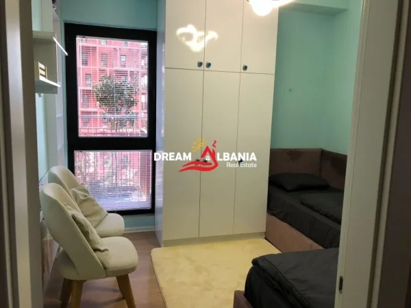 Tirane, shitet apartament 2+1+Ballkon Kati 10, 115 m² 350.000 € (Tek Tirana Garden Building)