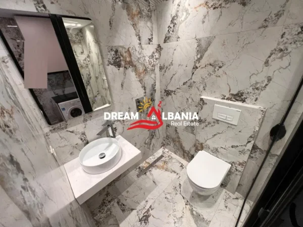 Tirane, shitet apartament 2+1+Ballkon Kati 5, 74 m² 298.000 € (Ne Qender - ID 4139179)