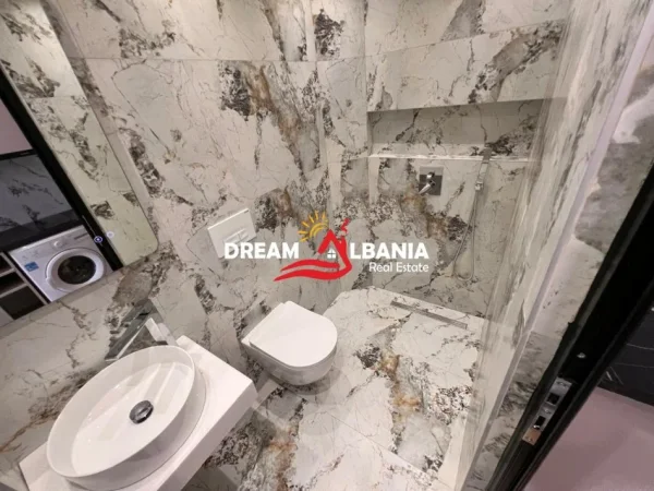 Tirane, shitet apartament 2+1+Ballkon Kati 5, 74 m² 298.000 € (Ne Qender - ID 4139179)