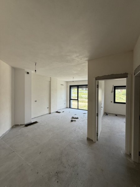 Tirane, shitet apartament 2+1+Ballkon , 95.3 m² 200.000 € (Rruga Kosovarve)