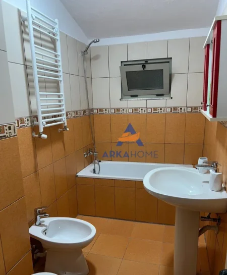 SHITET APARTAMENT 2+1+Aneks+Ballkon Kati 5, 140 m² 166.000 € (GOLEM)