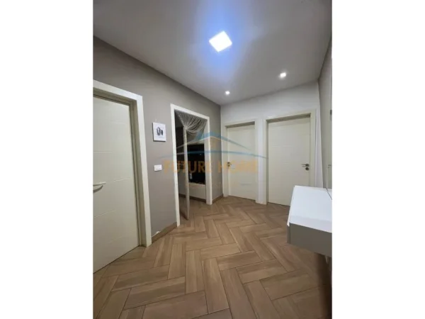 Tirane, shitet apartament 1+1 , 59 m² 85.000 € (Rruga Ifran Tomini)