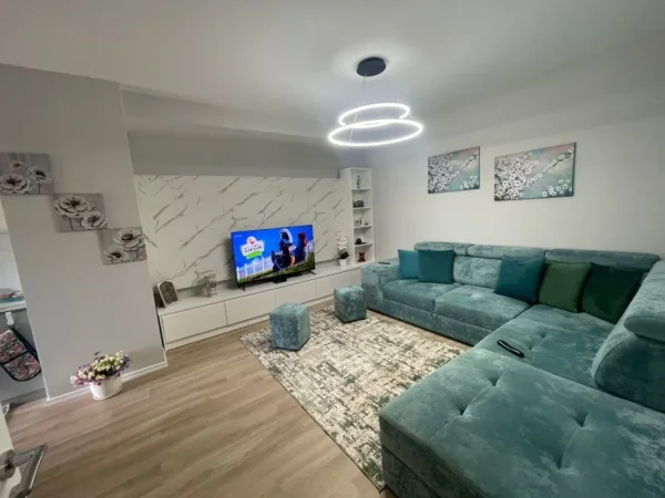 Tirane, shitet apartament 2+1 Kati 3, 90 m² 135.000 € (loni ligori)