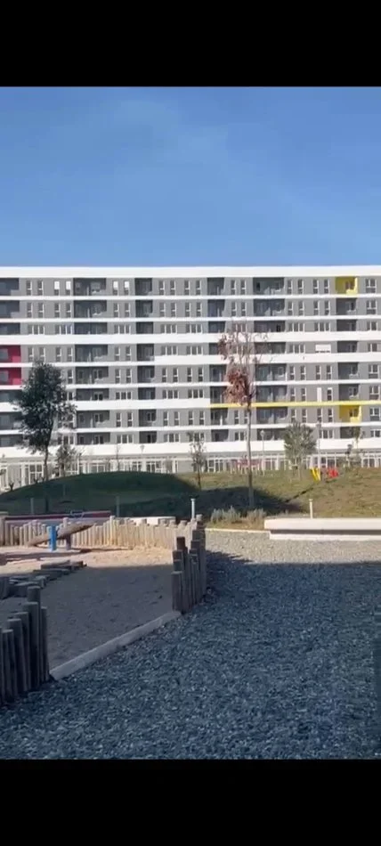 Tirane, shitet apartament 2+1 Kati 5, 92 m² 90.000 € (Tek Qtu)