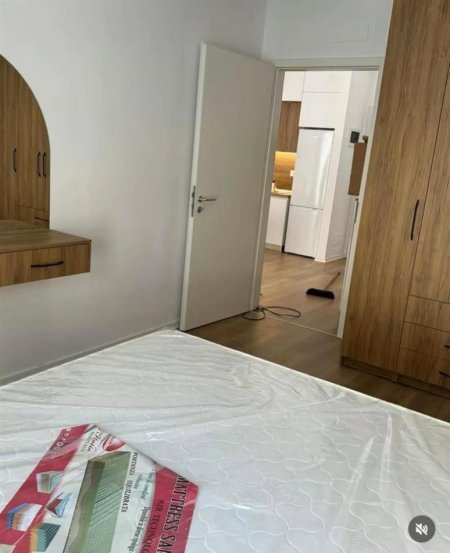 Tirane, jepet me qera apartament 1+1 Kati 5, 60 m² 370 € (Kompleksi Kaimi)