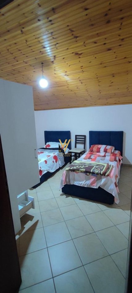 Tirane, jepet me qera shtepi 2+1+Ballkon Kati 4, 150 m² 400 € (SAUK I RI)