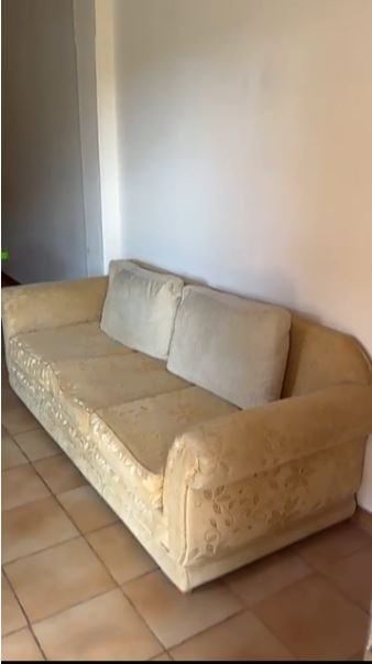 Tirane, jepet me qera Vile 1+1 Kati 2, 60 m² 350 € ( JEPET ME QERA VILË PRIVATE 1+1 – RRUGA JORDAN MISJA – 350 €/MUAJ)