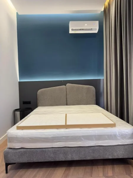 Tirane, jepet me qera apartament 1+1 Kati 1, 70 m² 530 € (Liqeni that)