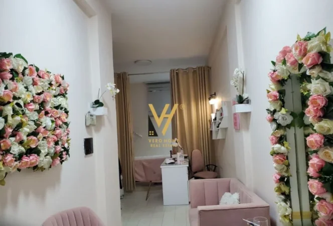 Tirane, jepet me qera dyqan Kati 0, 30 m² 500 € (RRUGA E KAVAJES)