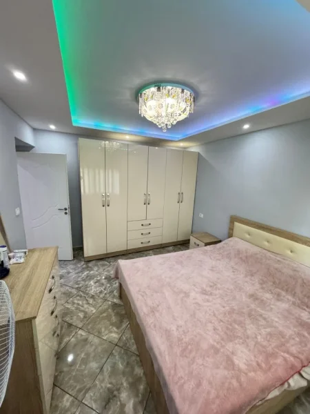 Tirane, shitet apartament 1+1 Kati 2, 56 m² 110.000 € (Shkolla e Bashkuar)