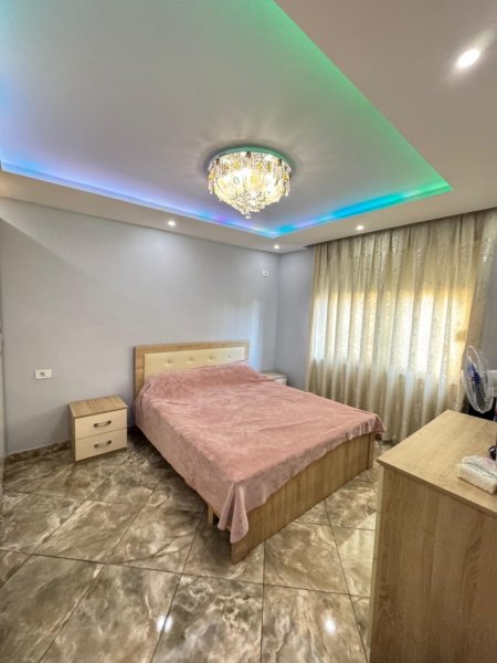 Tirane, shitet apartament 1+1 Kati 2, 56 m² 110.000 € (Shkolla e Bashkuar)