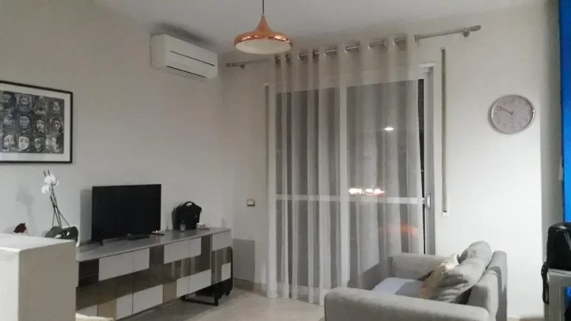 Tirane, shitet apartament 1+1 Kati 4, 56 m² 135.000 € ( SHITET SUPER APARTAMENT 1+1 NE ALI DEM TEK MATERNITETI I RI / INTERMEDICA – 135,000 €)