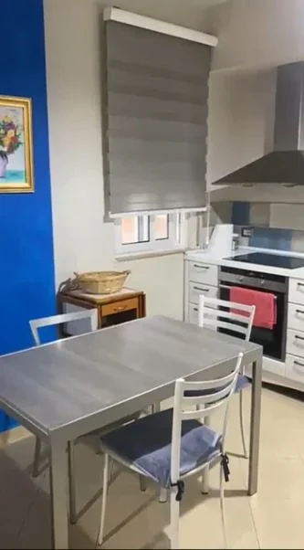 Tirane, shitet apartament 1+1 Kati 4, 56 m² 135.000 € ( SHITET SUPER APARTAMENT 1+1 NE ALI DEM TEK MATERNITETI I RI / INTERMEDICA – 135,000 €)