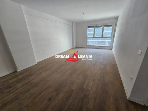 Tirane, shitet 2+1 , 110 m² 180.000 € 