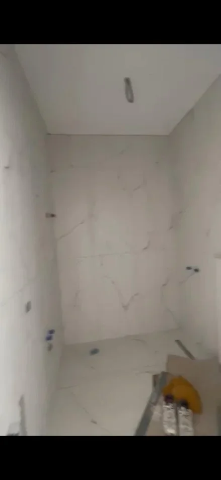 Tirane, shitet apartament 2+1+Ballkon Kati 6, 104 m² 88.264 € (Bulevardi Berisha)