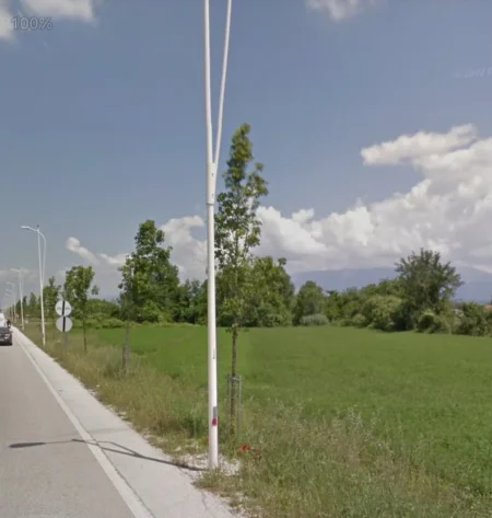 Tirane, shitet toke , 5.030 m² (Buze Rr.Rinasit)