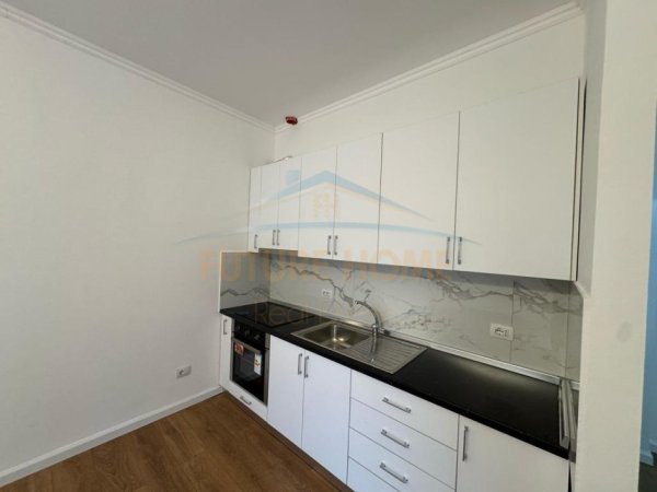 Durres, shitet apartament 2+1 Kati 0, 62 m² 77.000 € (PLAZH)
