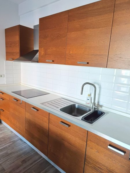 Tirane, jepet me qera apartament 2+1+Aneks+Ballkon Kati 3, 110 m² 750 € (Green City , Astir)