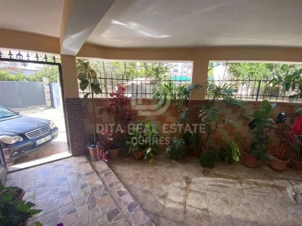 Durres, shitet shtepi 5+1+Aneks+Ballkon Kati 2, 116 m² 190.000 € (UKD)