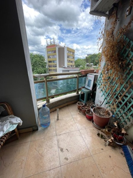 Tirane, jepet me qera apartament 2+1+Aneks+Ballkon Kati 4, 95 m² 1.000 € (Myslym Shyri)