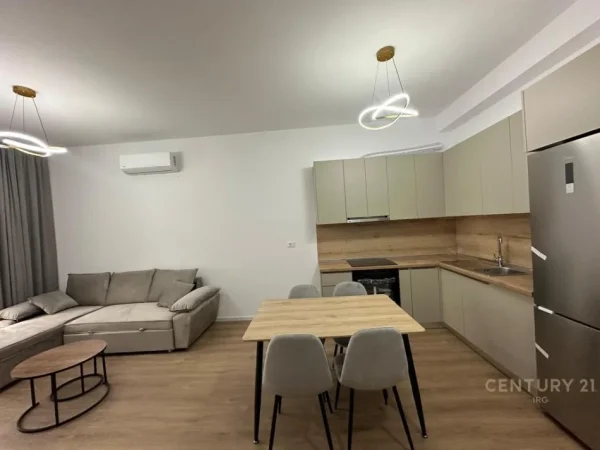 Tirane, jepet me qera apartament 2+1 Kati 5, 75 m² 550 € 