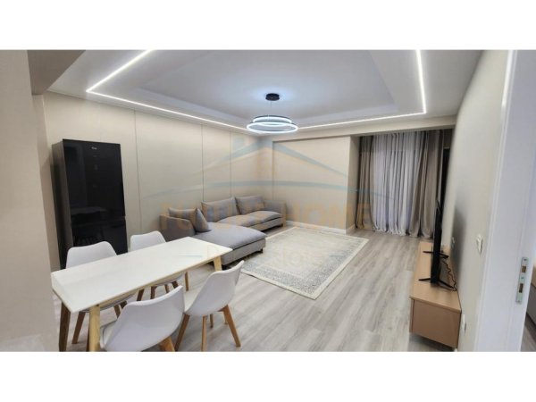 Tirane, jap me qera apartament 1+1 Kati 1, 75 m² 600 € (Kodra e Diellit)