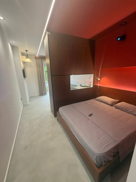 Tirane, shitet apartament Kati 5, 73 m² 220.000 € (Shalvaret)